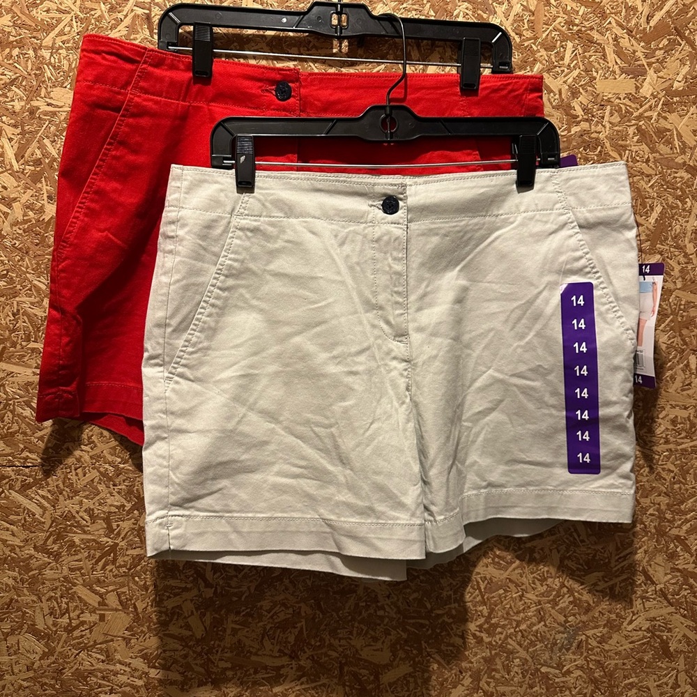 Nautica Women’s Set Of 2 Chino Short Size 14‎